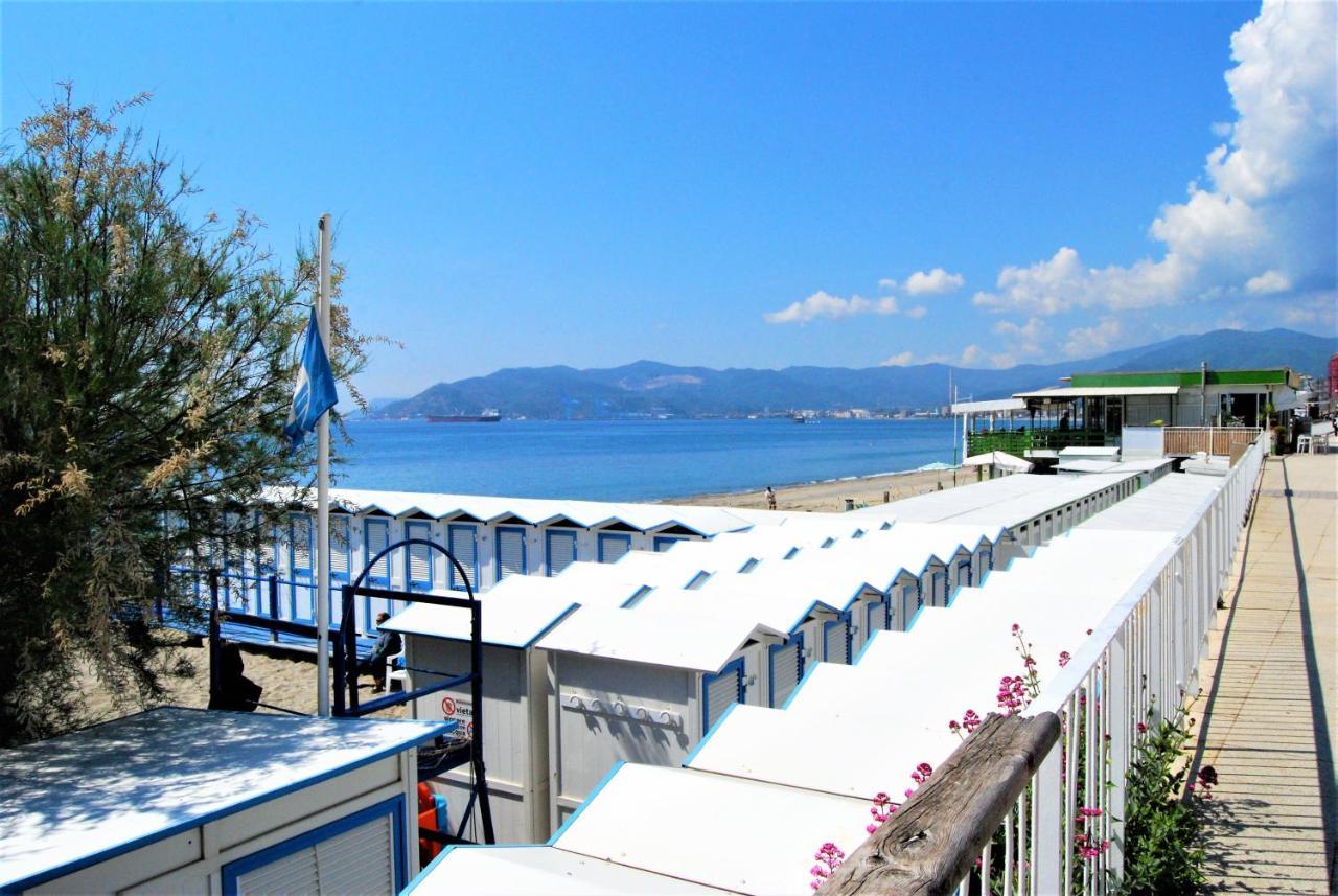 Tramonto Sul Mare - Sea Suite 萨沃纳 外观 照片