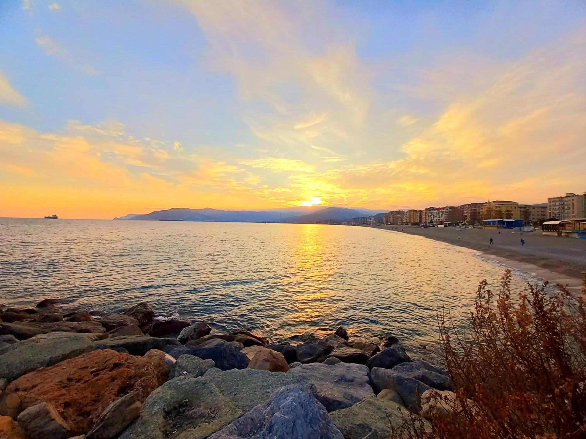 Tramonto Sul Mare - Sea Suite 萨沃纳 外观 照片