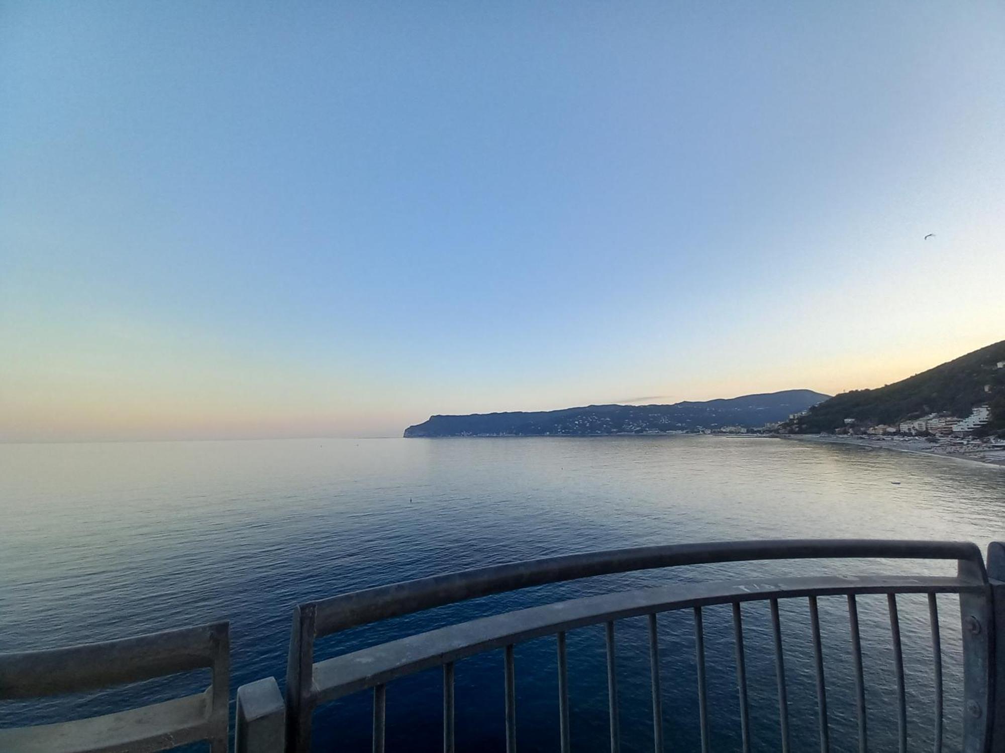 Tramonto Sul Mare - Sea Suite 萨沃纳 外观 照片