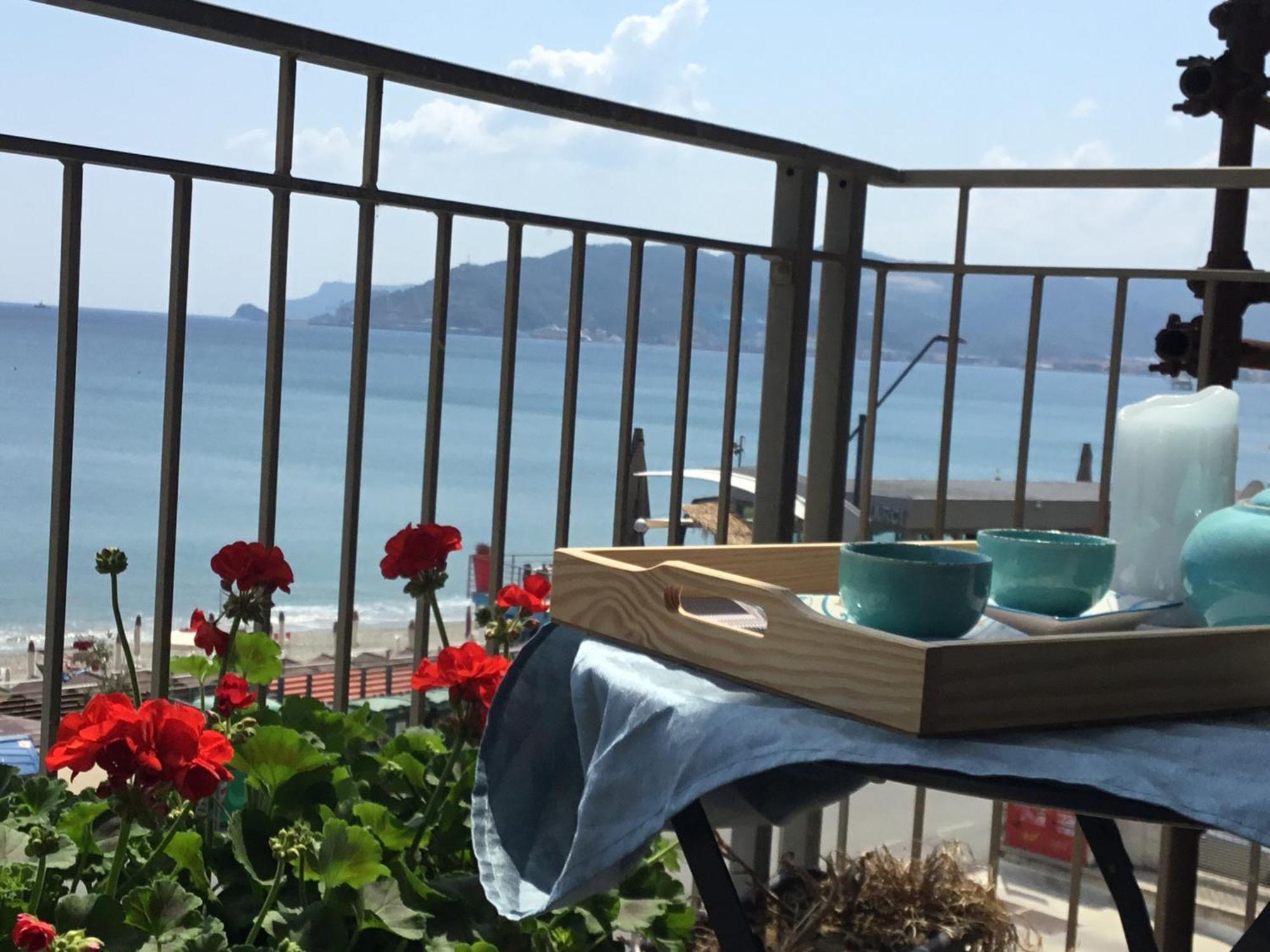 Tramonto Sul Mare - Sea Suite 萨沃纳 外观 照片